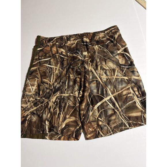 Bass Pro Shops Men's Camo Swim Trunks Large - Picture 3 of 3